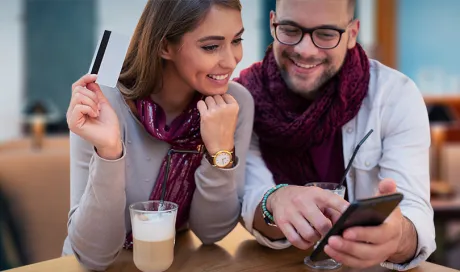 810x480couple tableordering video
