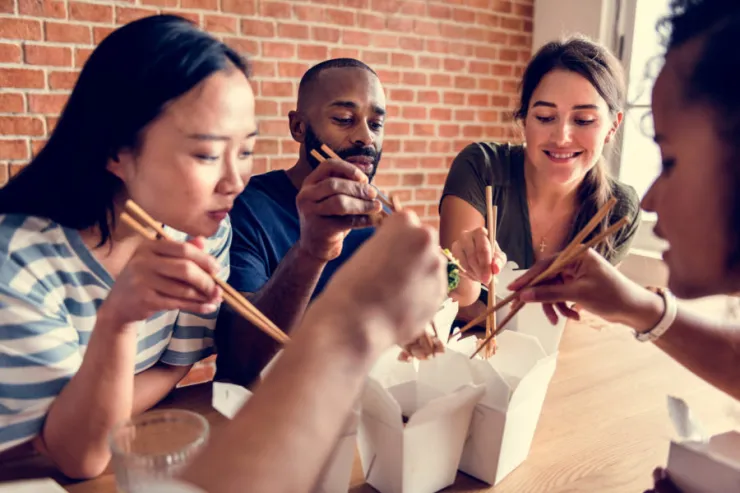 People eating 900x600